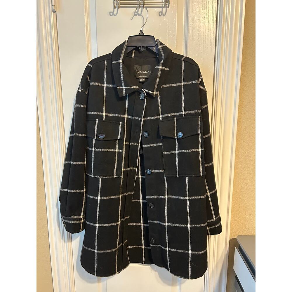 Sanctuary Black and White Shacket with Pockets XXL